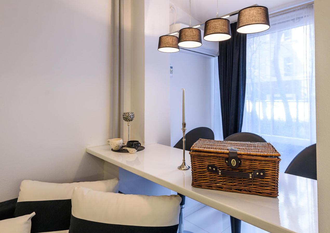 Zero-Waste Studio Apartment In Central Sofia Eksteriør billede